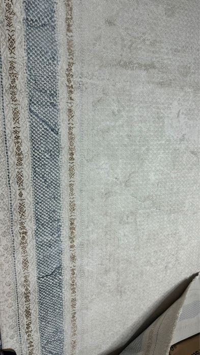 Продам ковер 2,5 на 3,5м, в хорошем состоянии