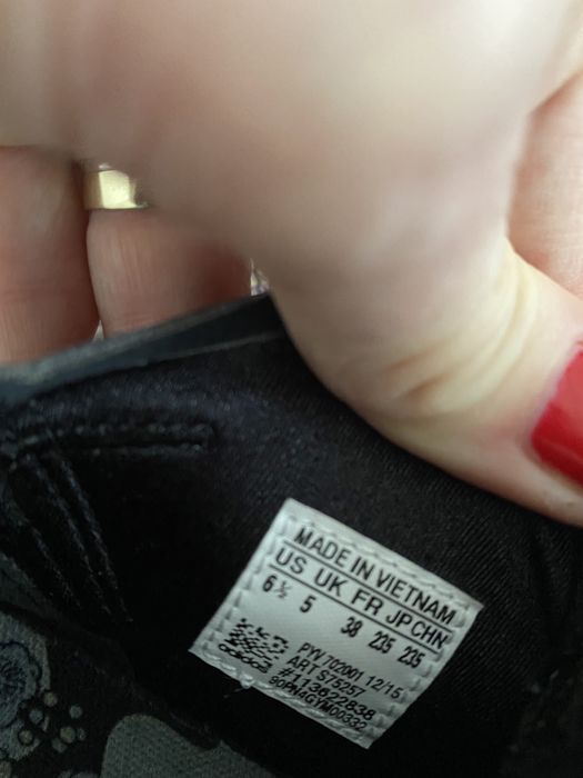 Adidasi Adidas mar 38