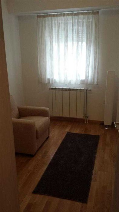 Дава се под наем Двустаен апартамент в Бургас, Възраждане - 53 кв.м за 204 € - Снимка #3