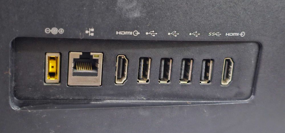 Sistem All-in-One Lenovo IdeaPad cu procesor Intel® Core™ i5-8400T