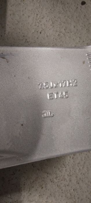 Vand jante r17 pret avantajos