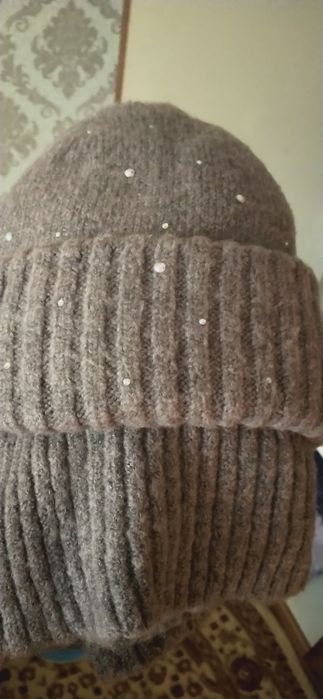 Набор шапка и шарф.