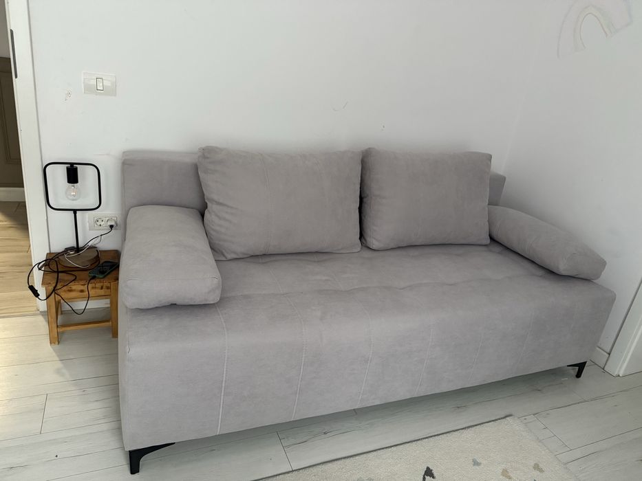 Canapea extensibila cu lada depozitare