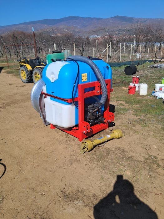 Навесна вентилаторна пръскачка