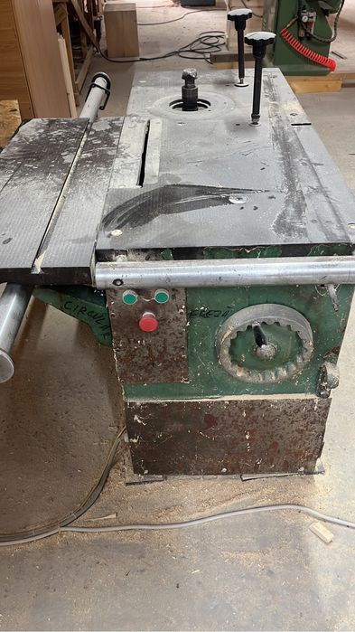 Vând utilaje tâmplărie lemn, abricht, grosime, circular, freză, mut