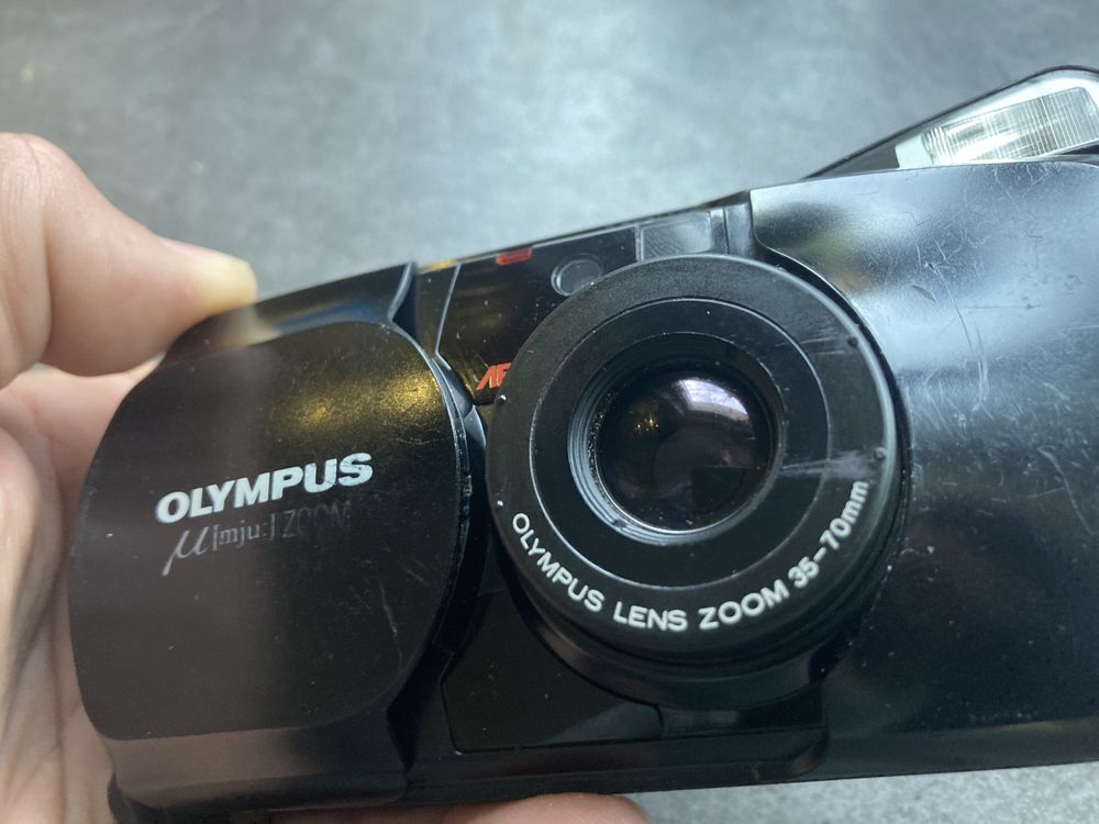 Olympus mju ZOOM 70 / aparat foto pe film