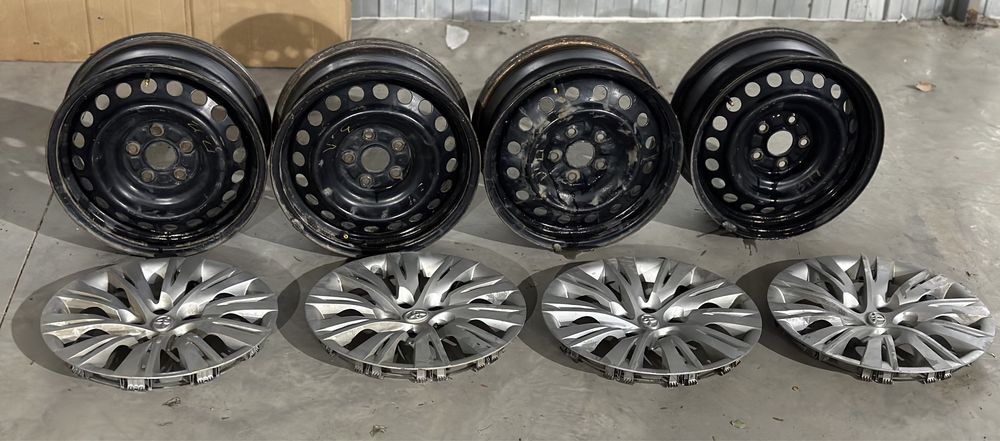 Продам диски R16 с колпаками оригинальными