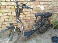 Veloskuter, elektrvelosiped