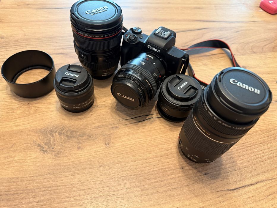 Canon EOS M50 Mark II + 5 obiective Canon + card 64GB + accesorii