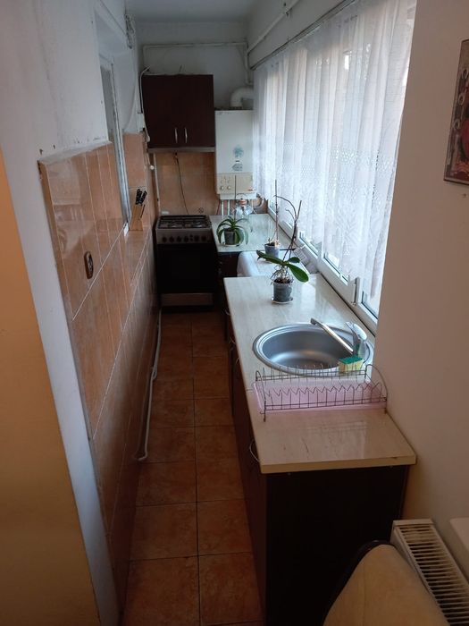 Închiriez apartament 2 camere