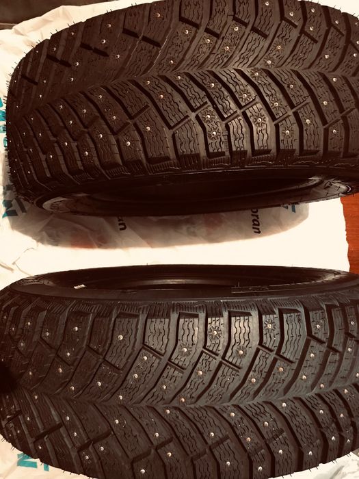 Продам две зимние шины «Michelin”215*65*R16. Цена за 1шт. 75 000тенге