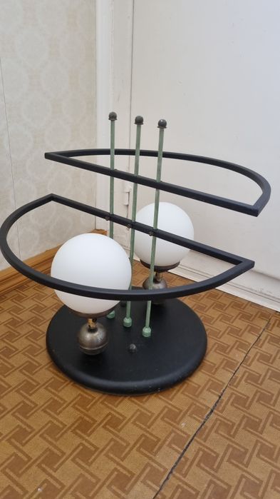 Люстра на продажу в идеальном состоянии