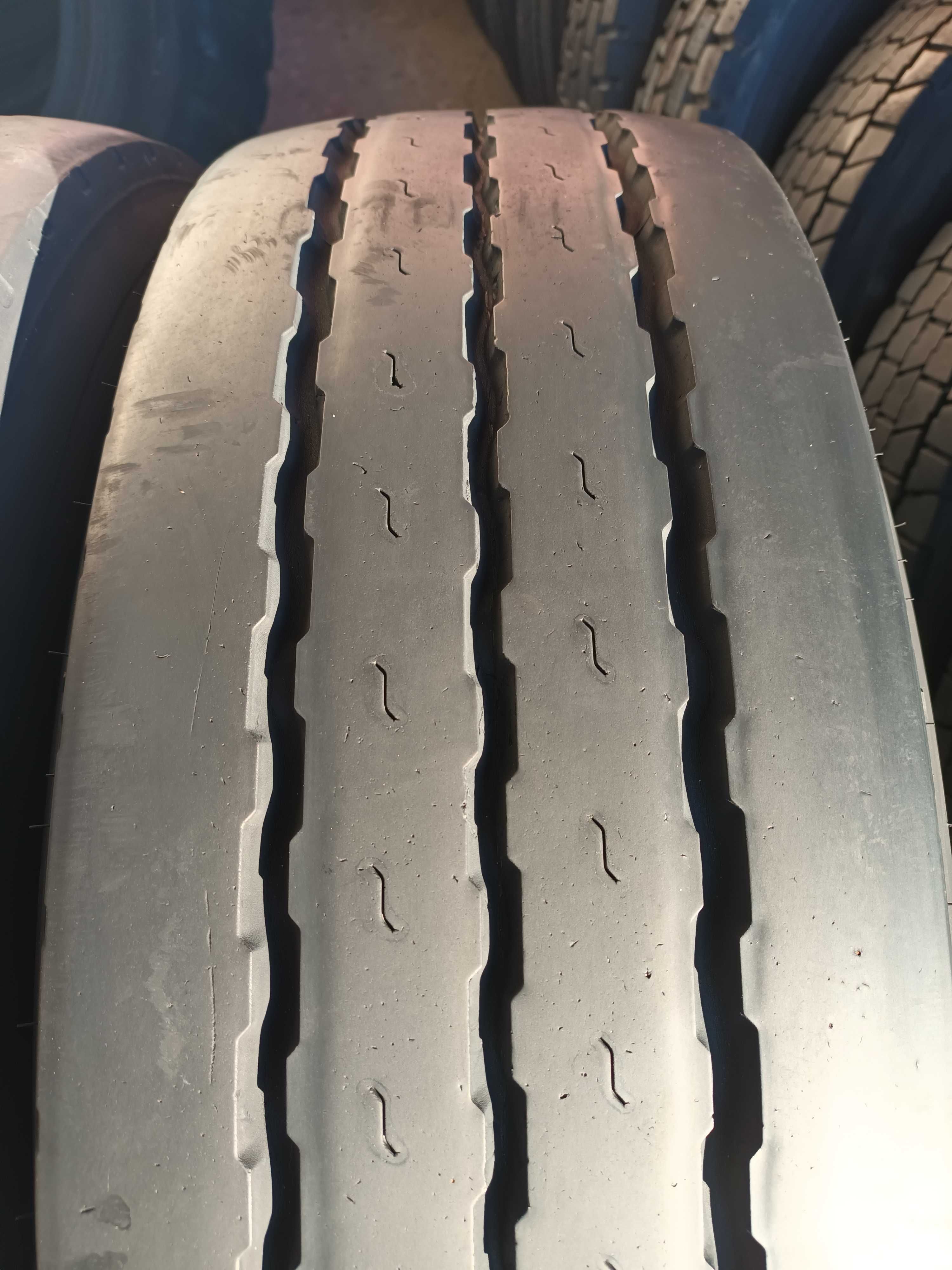 2 гуми за ремарке 265/70 R19.5 Goodyear Regional RHT 2 143/141J FRT