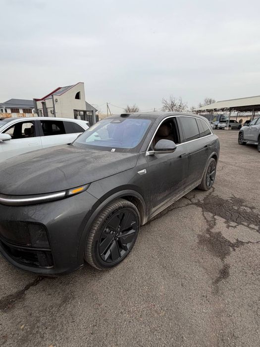 Lixiang 7 ultra restyling mokriy