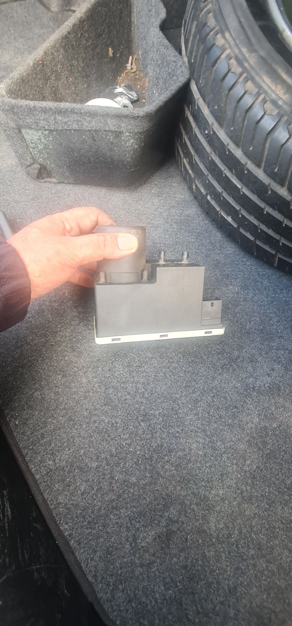 Вакуум помпа Помпа централно заключване Модул централно 8L0 862 257