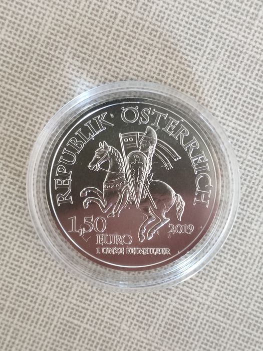 Сребърни кюлчета и монети от 1 тройунция 999 чисто сребро