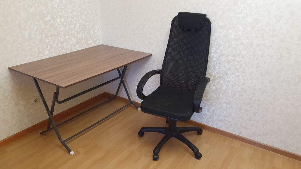 Продаю  офисный стол+ кресло б/у, все за 50 тыс. тг