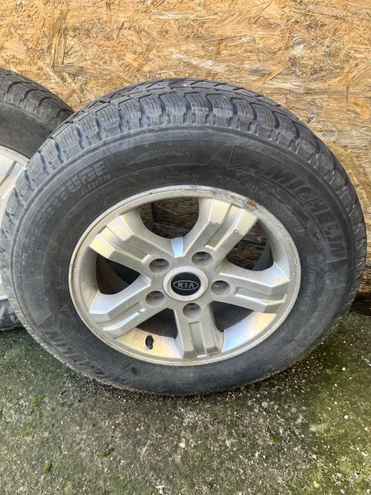 Джанти с гуми kia sportage
