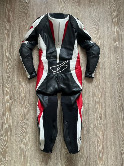 Цял кожен екип SPYKE 54