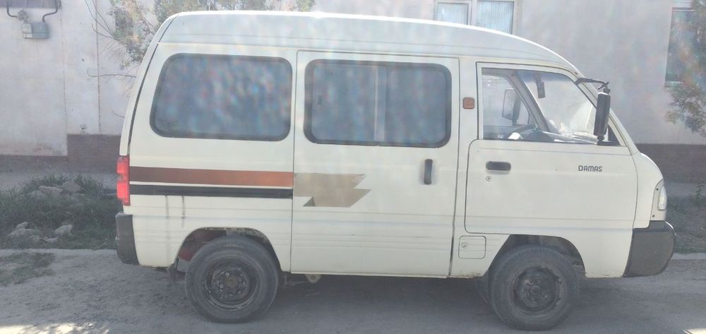 Дамаз срочно сотилади 2009 йил 2500$