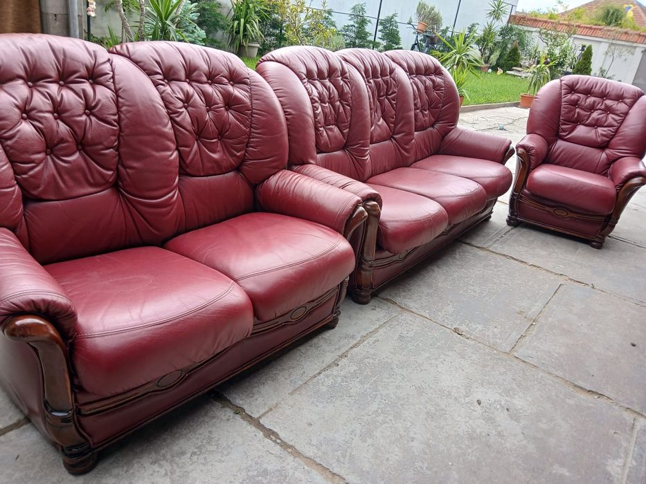 Canapea living din piele