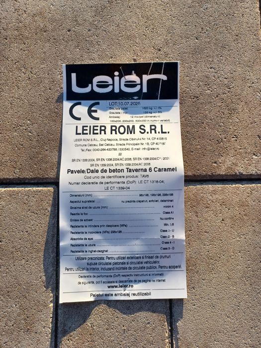 Vând PAVAJ Taverna & Caramel