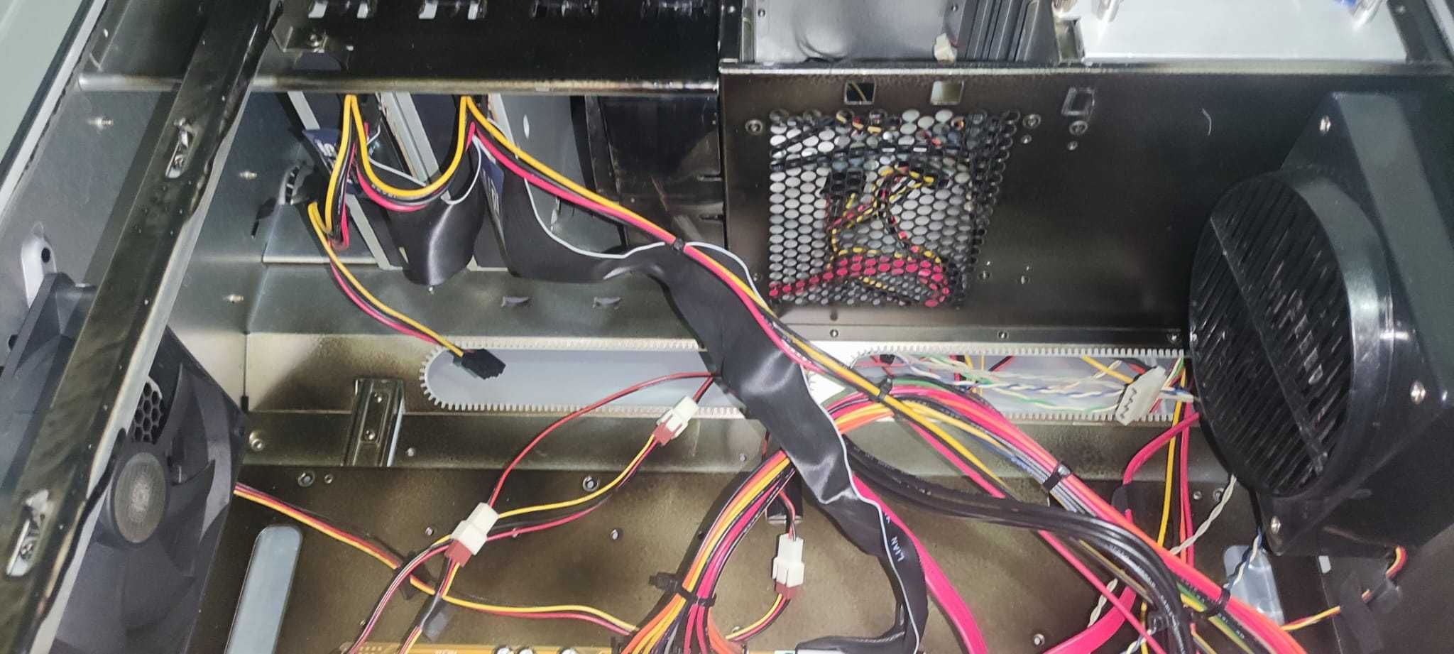 Pc semi retro carcasa cosmos