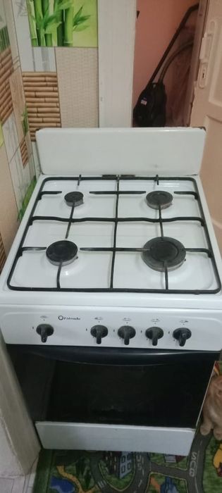 Продам газовую плиту недорого
