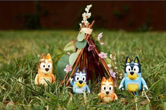 4броя комплект фигурки за игра Блуи и Бинго, Bluey & Family
