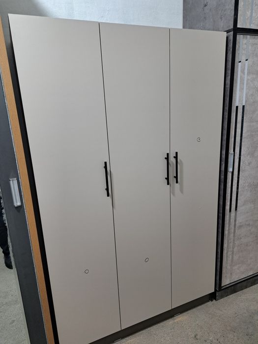 Мебель Шкафы для одежды