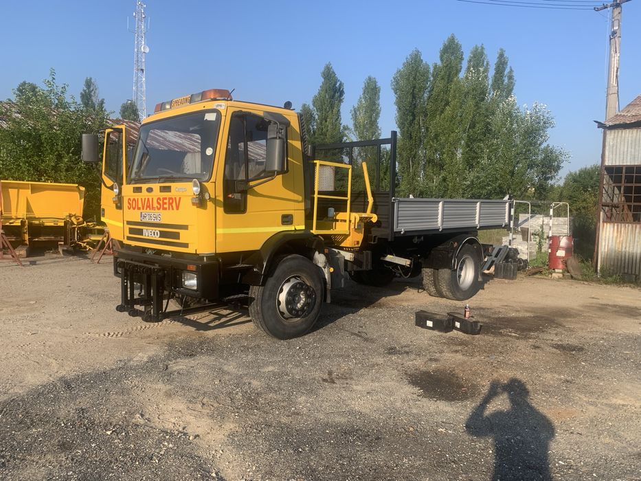 Iveco-Ford sutospeciala deszapezire