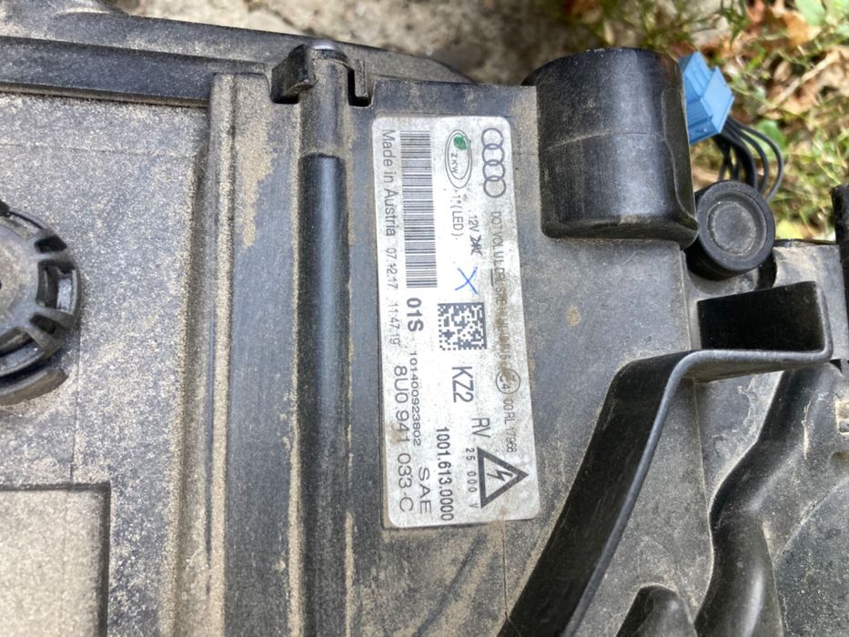 Far Audi Q3 8U Facelift 2015 , 2016 , 2017 , 2018 far stanga Q 3 8 u