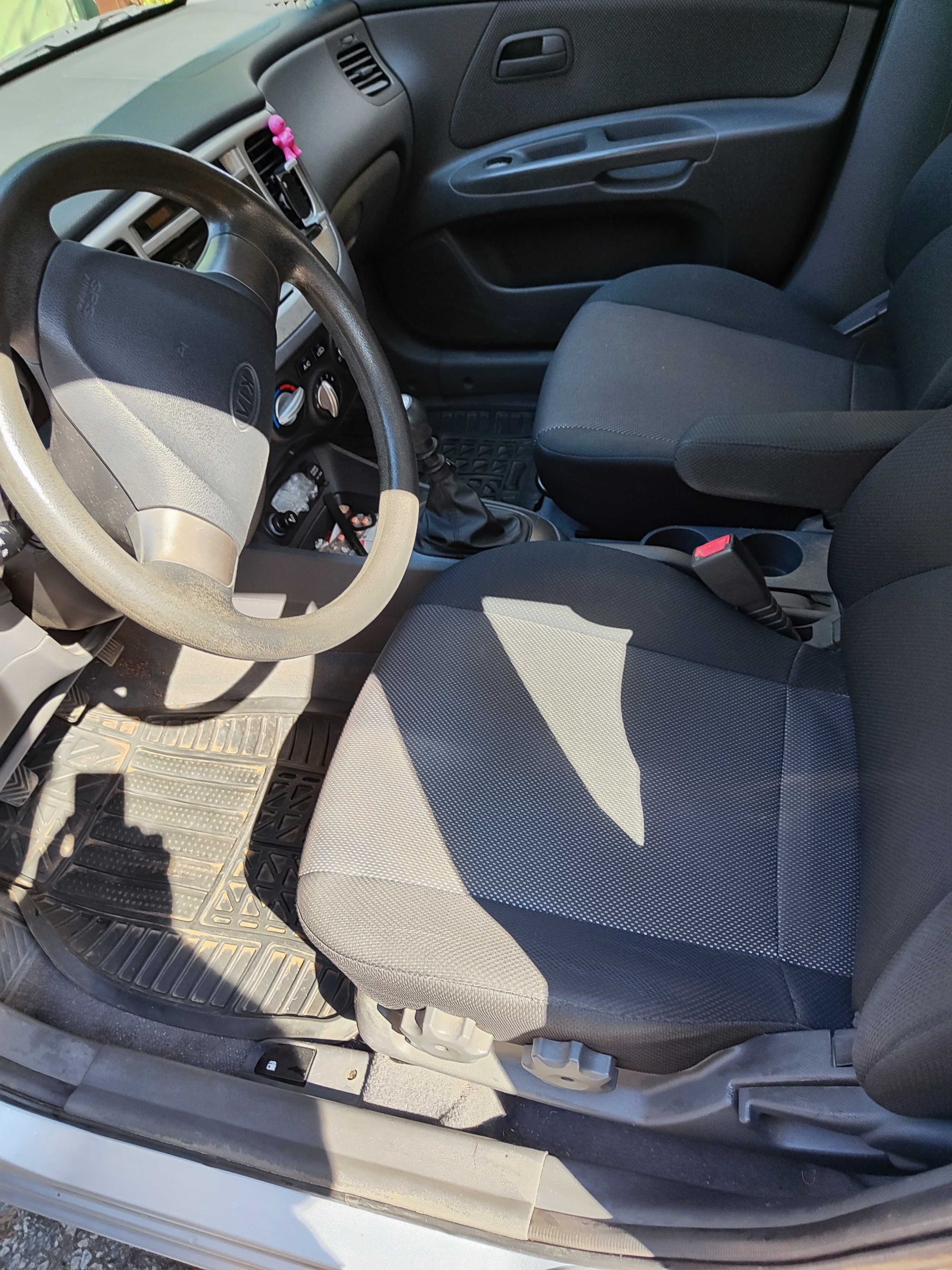 Продавам KIA RIO 1, 5CRDI