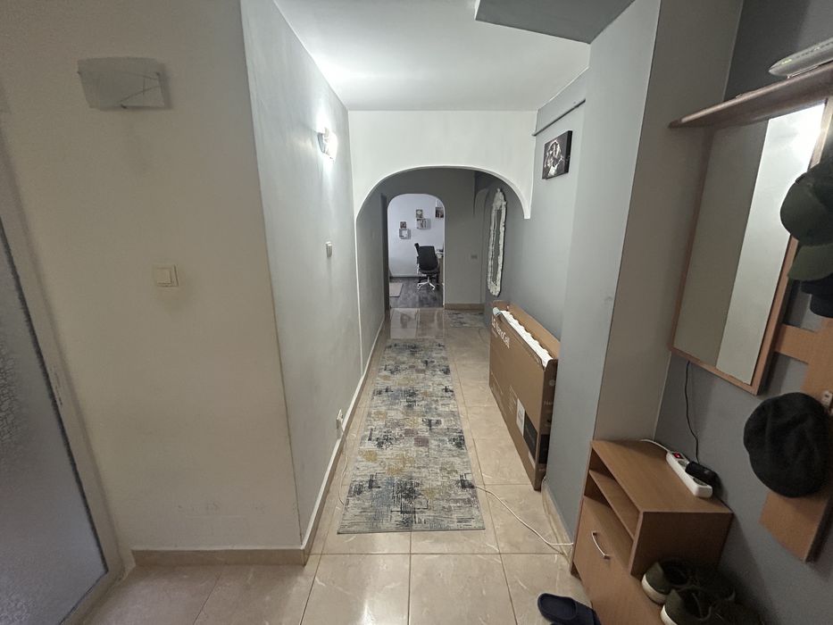 Apartament 4 camere, central