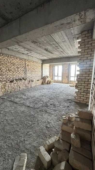 Новостройка 3 комнатная 78м2 коробка, кадастр есть, ул.Нурафшон