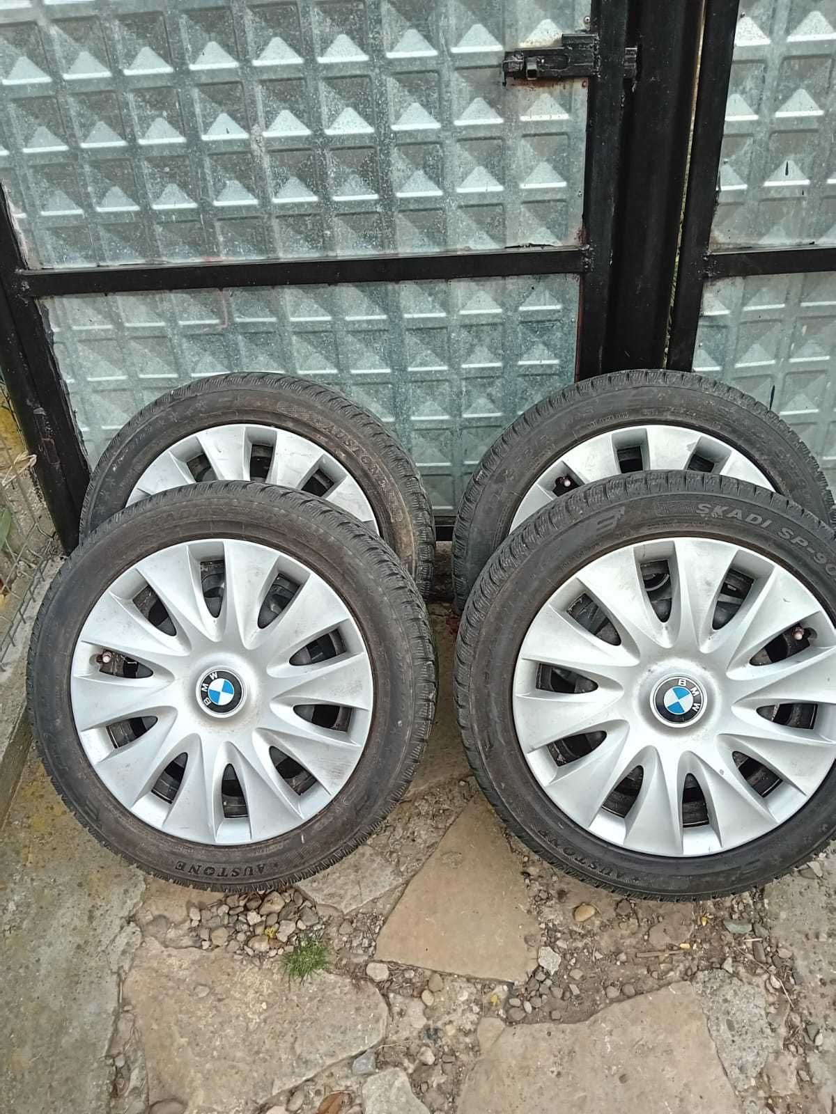 Vând 4 cauciucuri iarnă cu tot cu jante pentru BMW