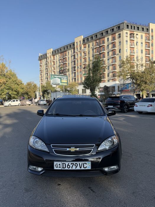 Jentra qora 2022 yil 69.000 yurgan