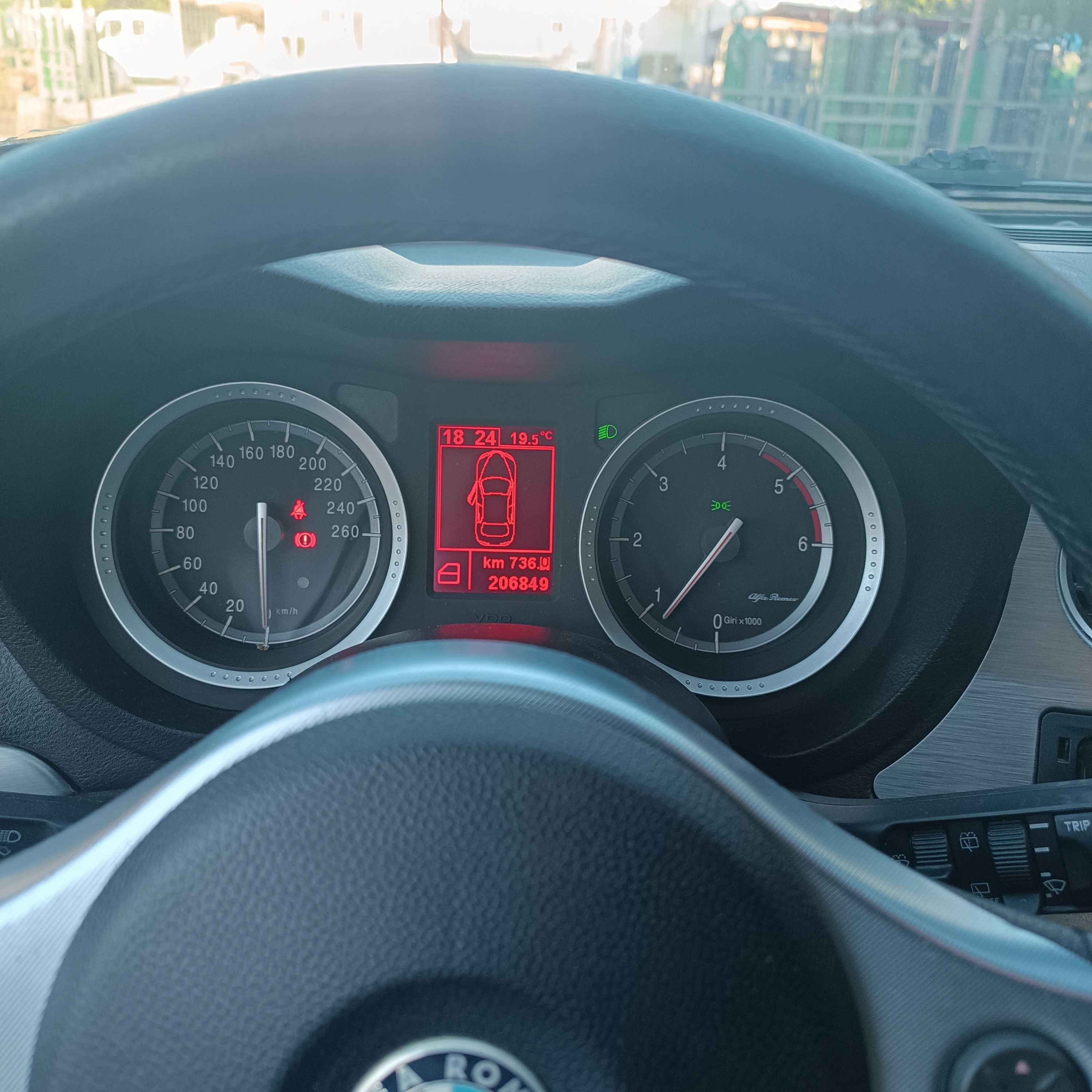 Продавам Алфа Ромео 159 sw