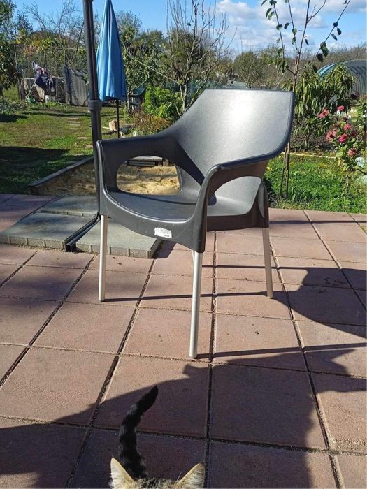 Столове за външна употреба