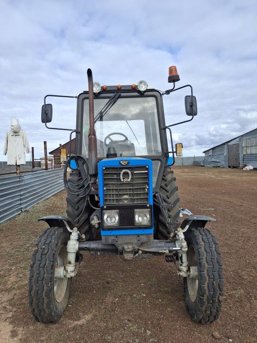 Продам трактор с агрегатами