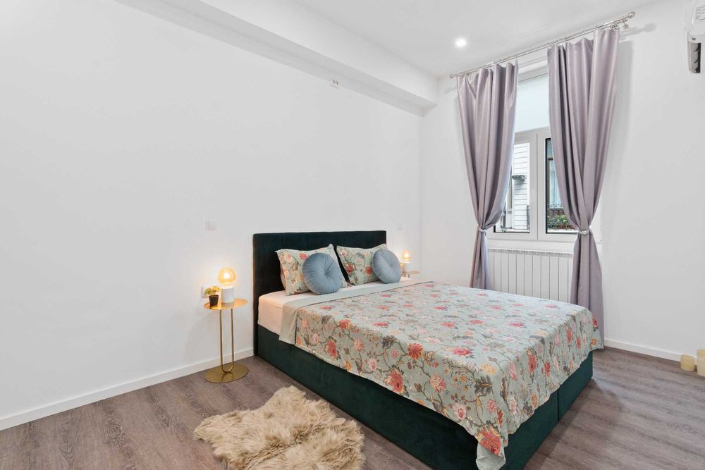 Apartament renovat si modernizat in Centrul Vechi, Bucuresti