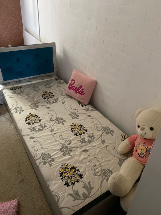 Kravat b/u  1kishilik kok rangi