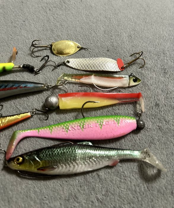 Комплект изкуствени примамки за спининг риболов