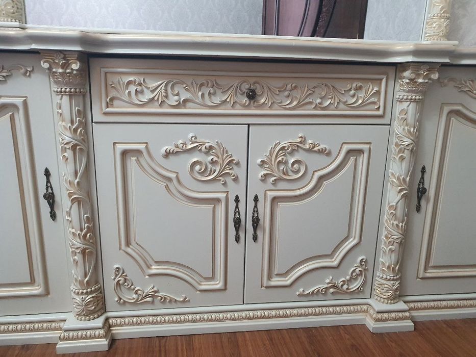 Mebel kamod sotiladi