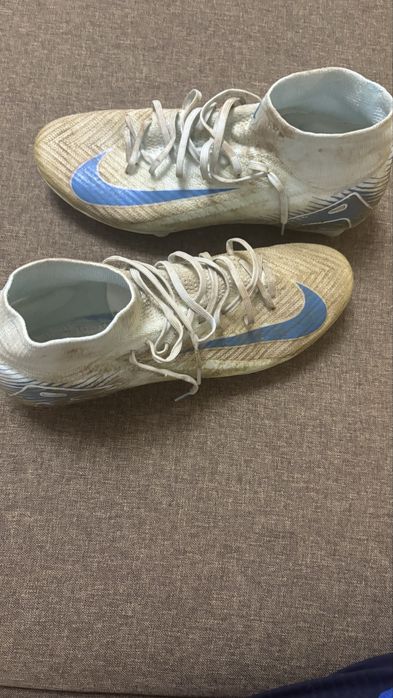 ghete 43 ACC nike purtate