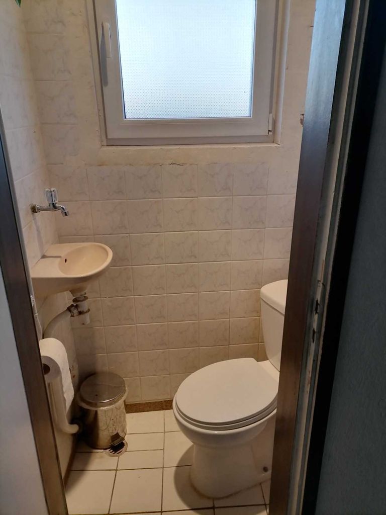 Дава се под наем Етаж от къща в Свиленград - 120 кв.м за 408 € - Снимка #7