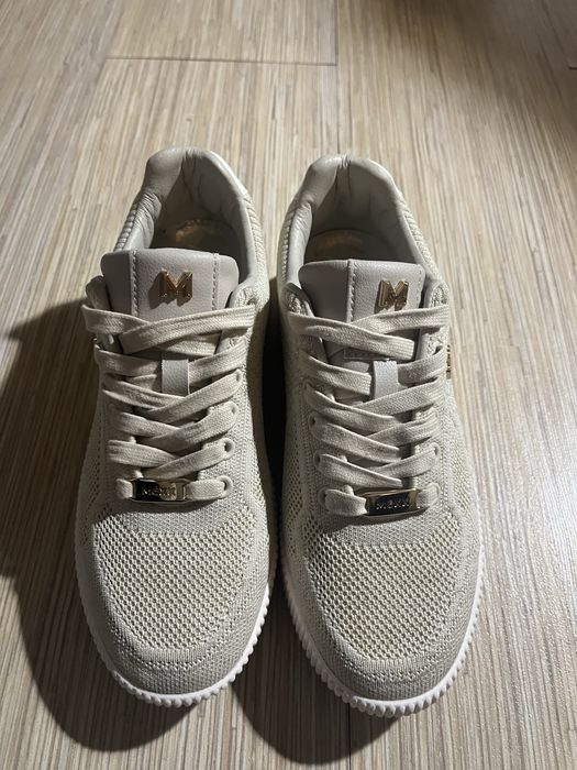 Обувки MEXX-бежави на цвят