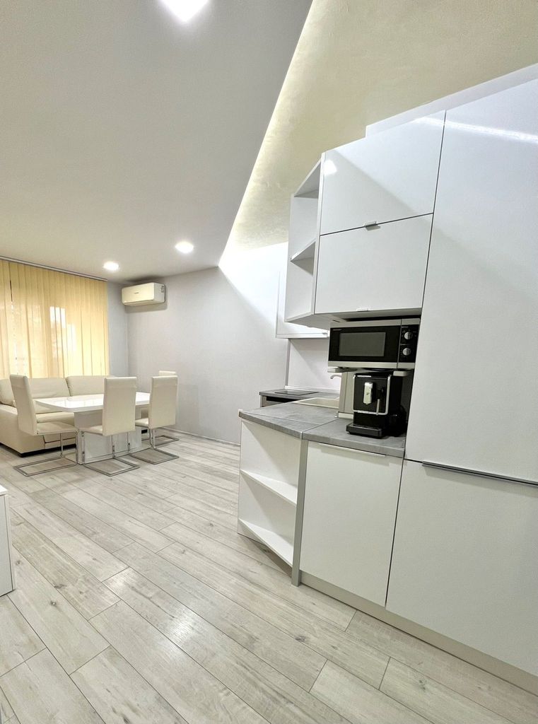 Продава се Двустаен апартамент в Варна, Виница - 58 кв.м за 2225 €/кв.м - Снимка #1