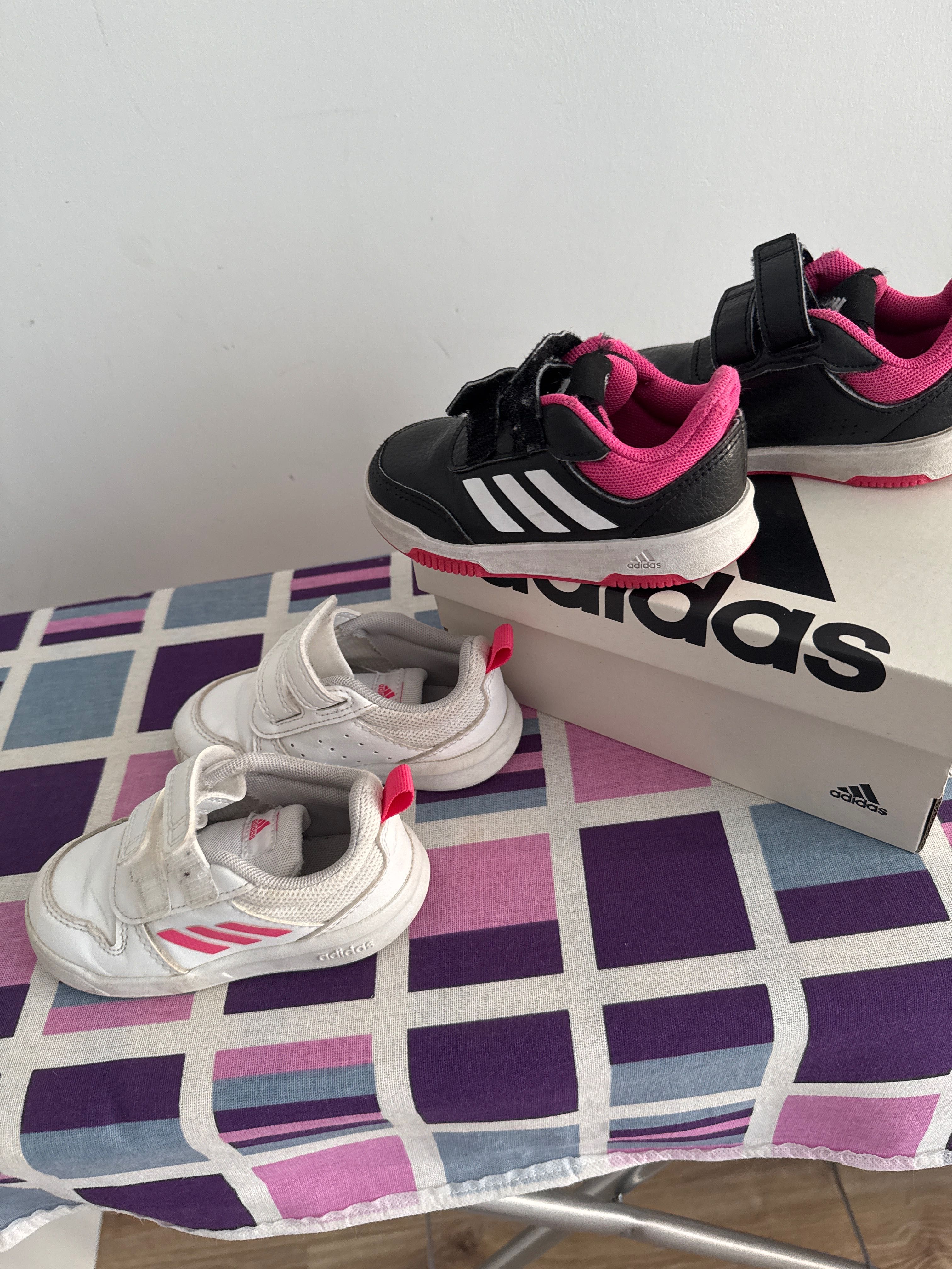 Маратонки за момиче 2 чифта adidas