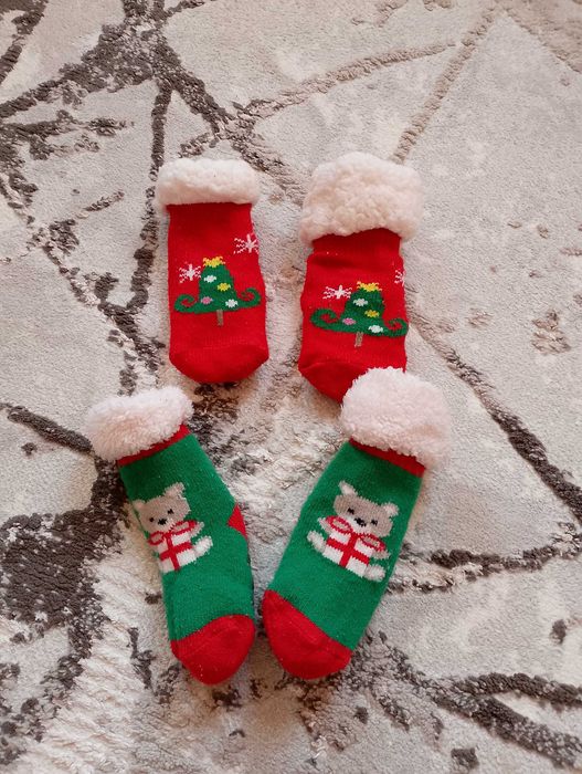 Бебешки дрехи и памтофки